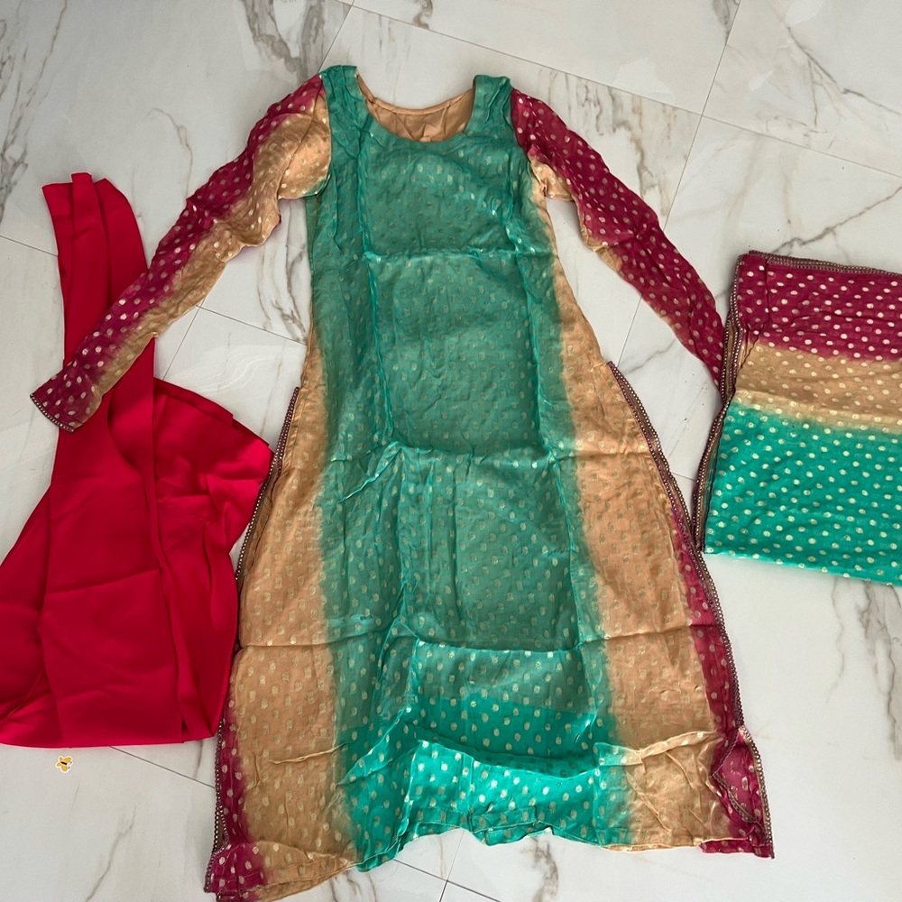 Vibrant Red and Green Gold Tie Dye Banarsi style Dress Set with pants dupatta